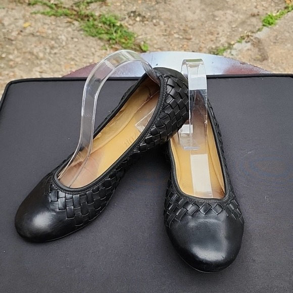 ROBERT ZUR LEATHER WOVEN CUTE  FLATS SIZE 40 IN GUC - Picture 14 of 16